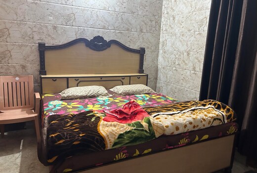 Bed and breakfast in Vrindavan New 1 bedroom 1 bed 1 bathroom