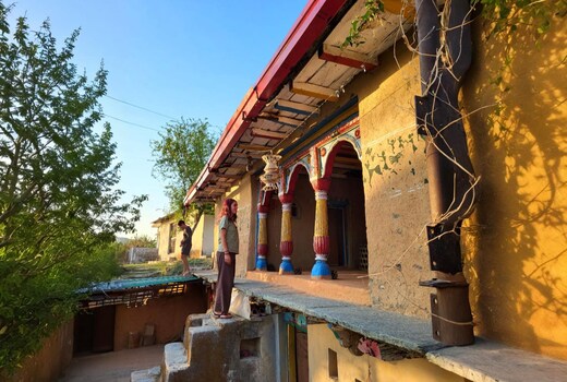 Himalayan Cave Home in Rishikesh|2BR| by Homeyhuts