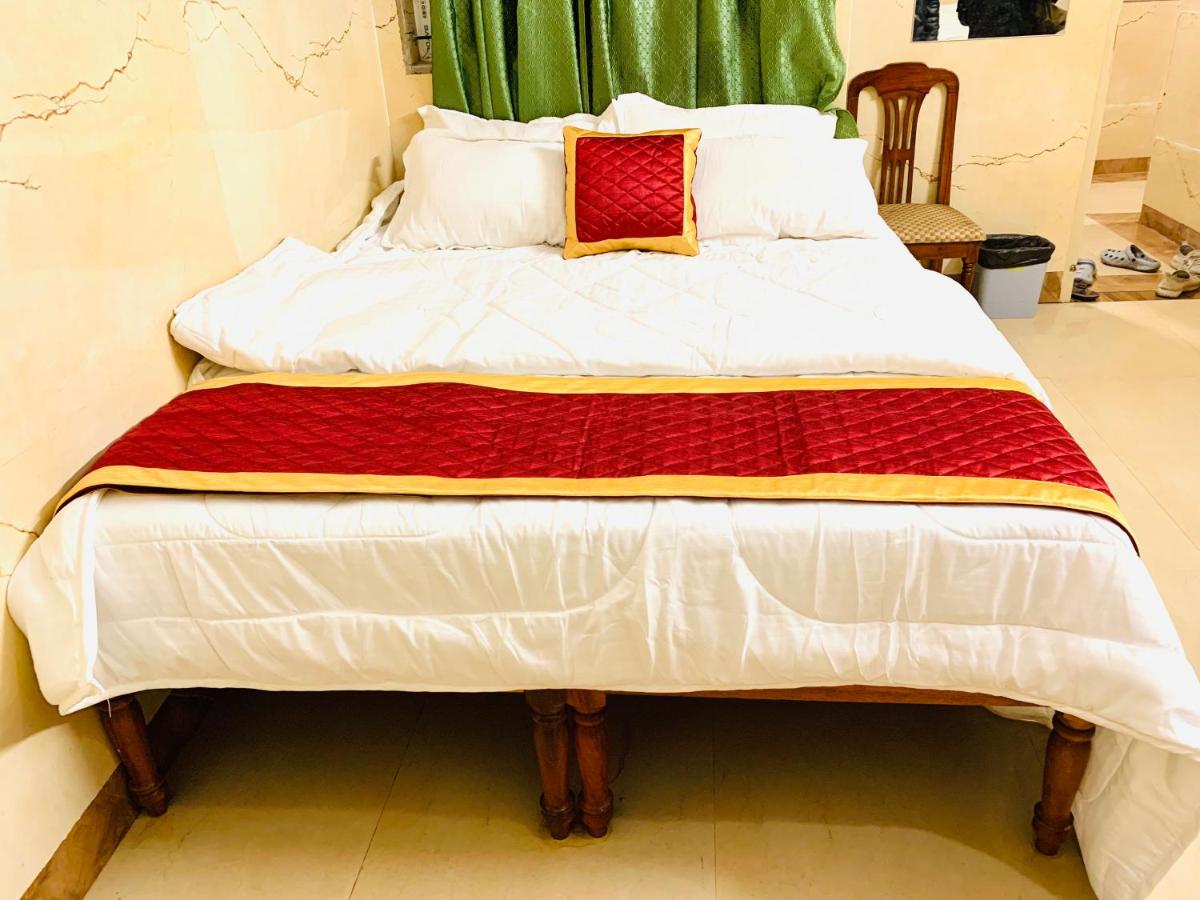 Luxorion lodge