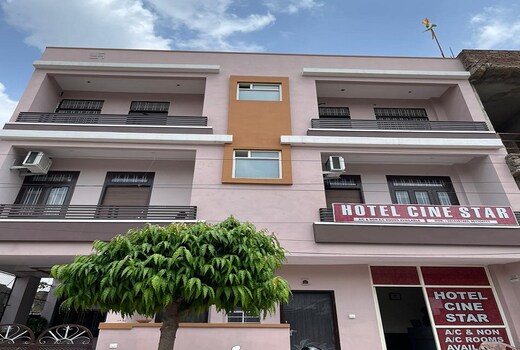 Hotel Cinestar - Near Durgapura Railway Station