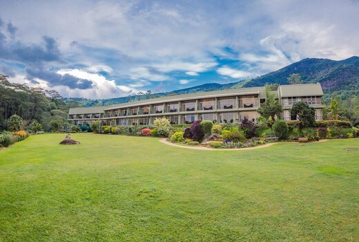 Hunas Falls Hotel