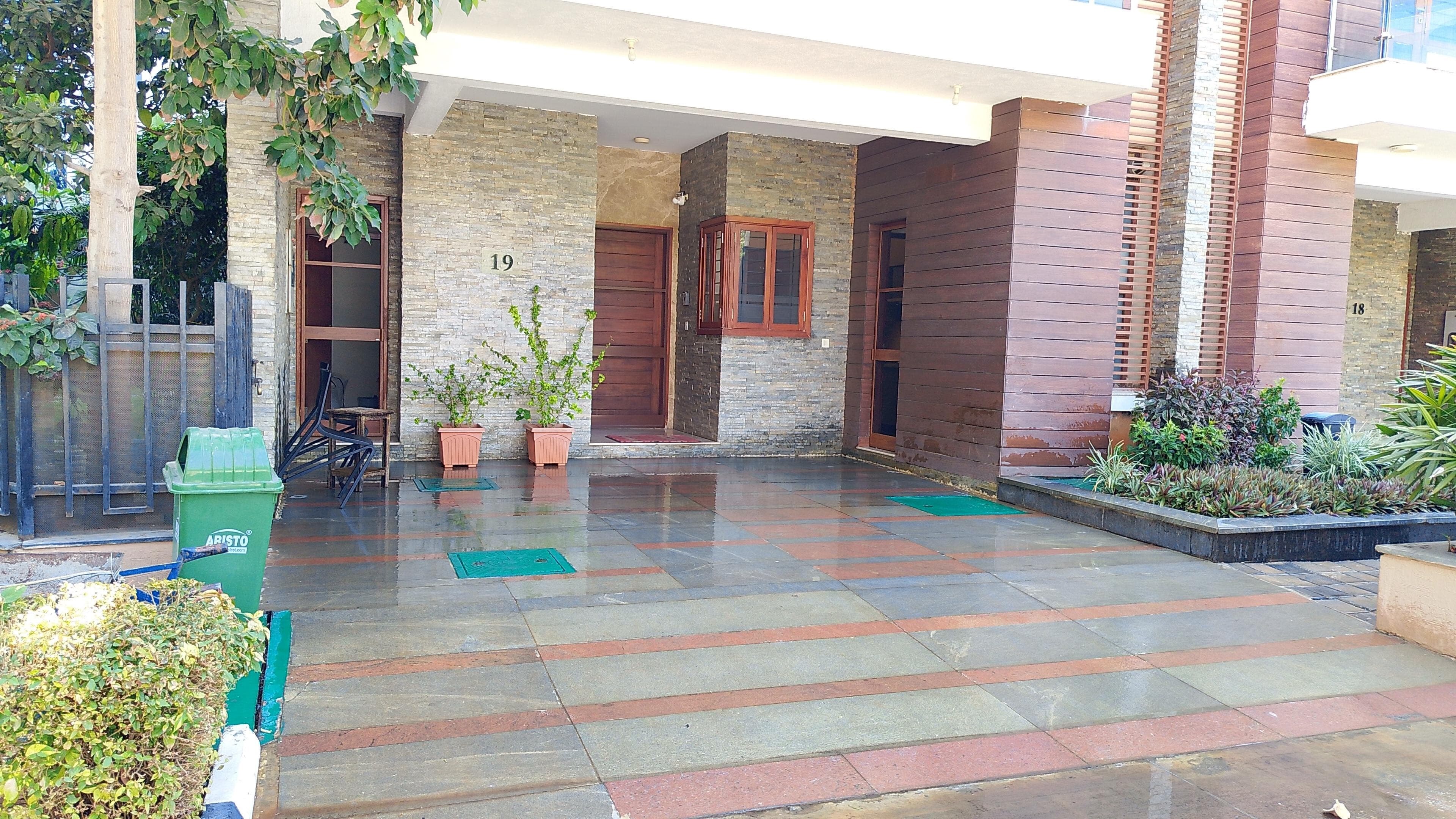 MMT Guest House