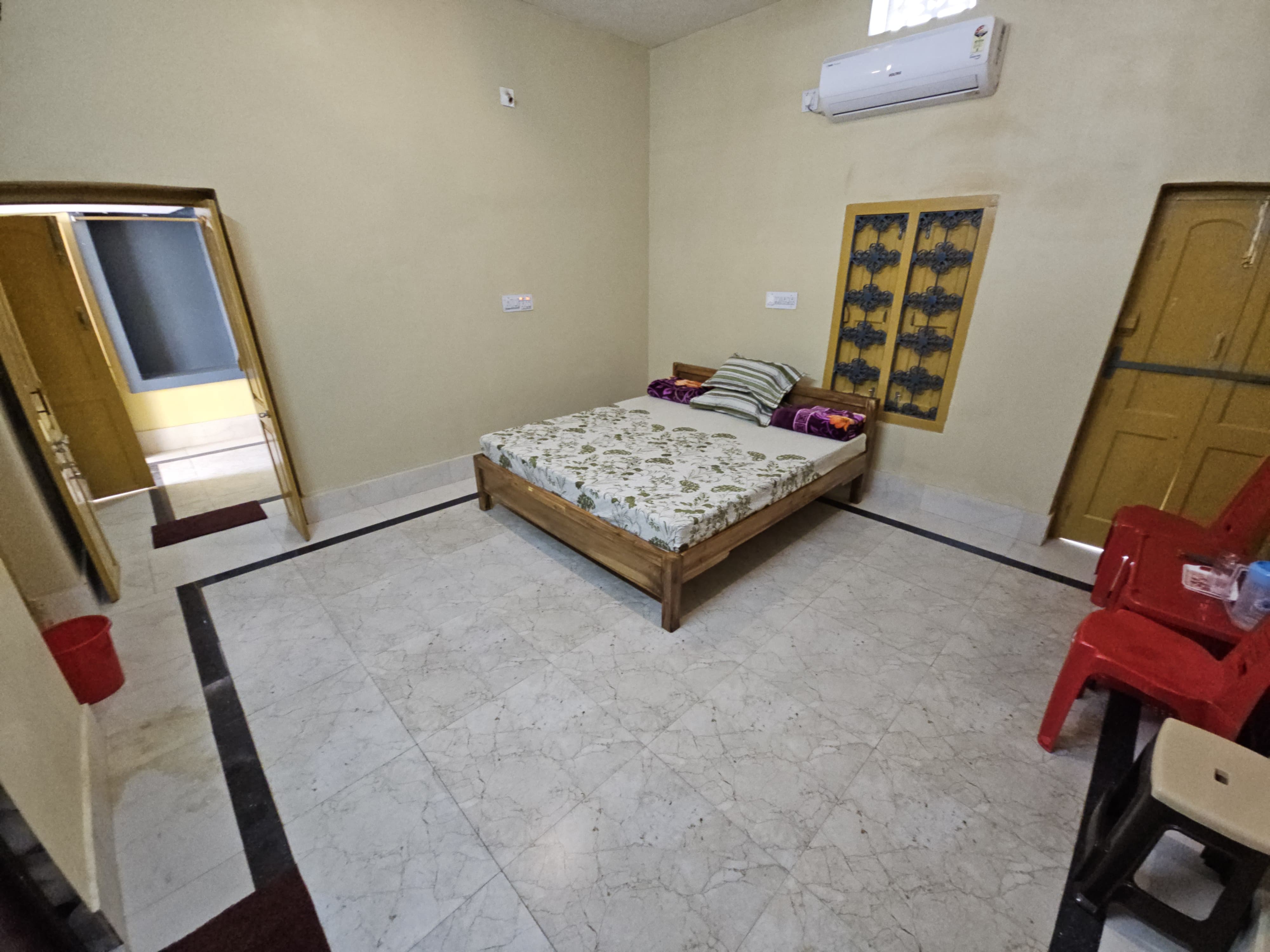 ECONOMY HOMESTAY