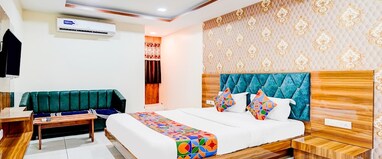 Hotel Lakeview vadodara