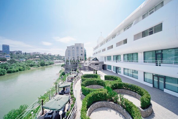 Cruise Hotel