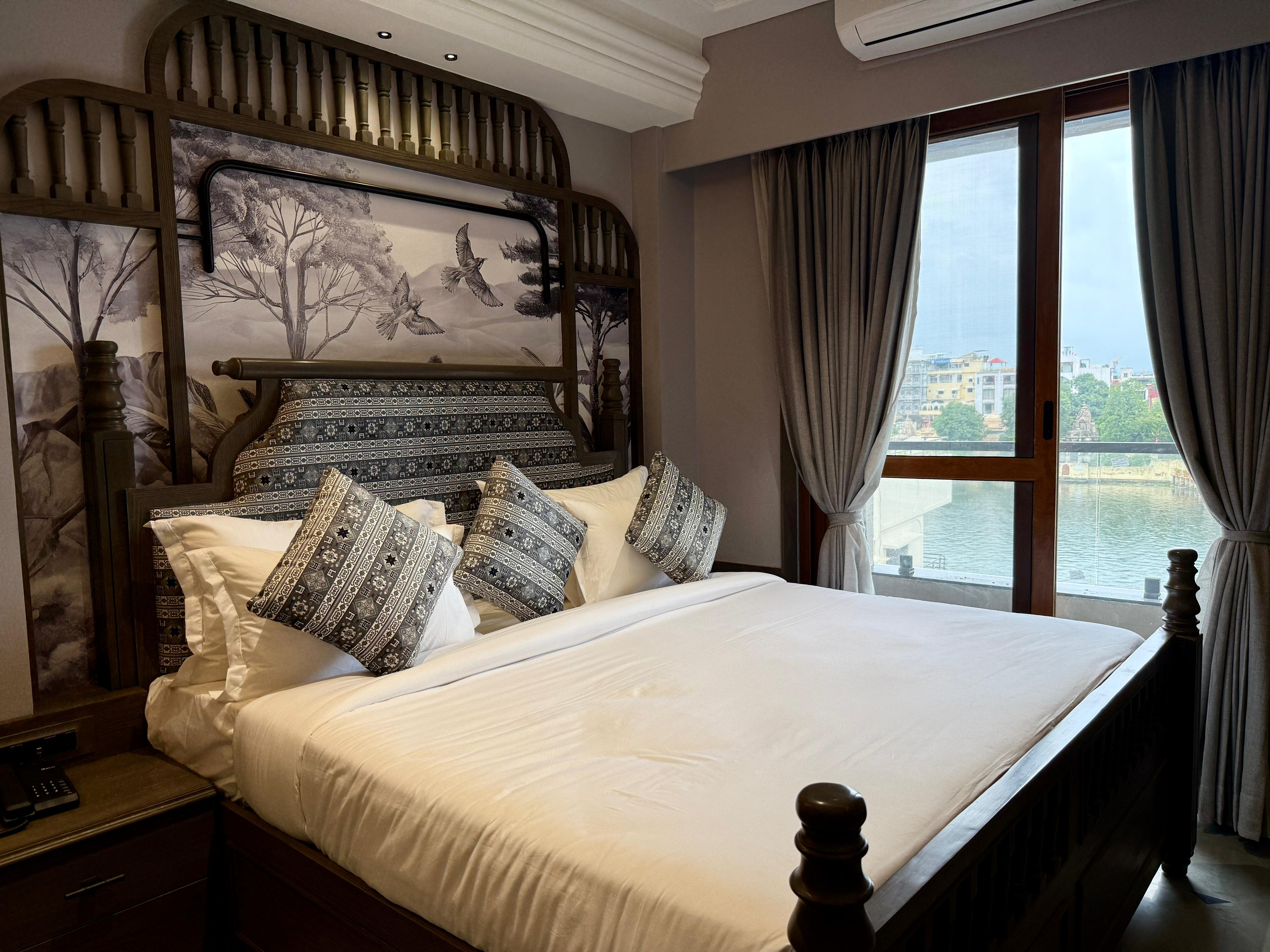 The Luxury Tiger