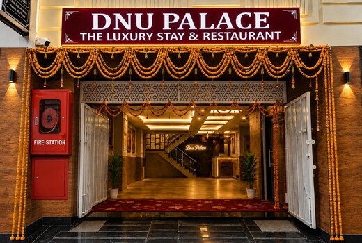 Hotel DNU Palace at Pandeypur