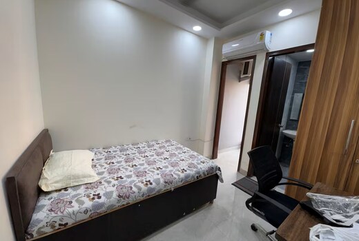 Room for peaceful stay in flat