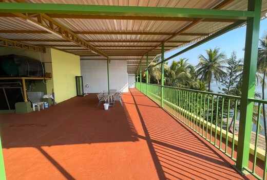 Ariraj Youth Hostel