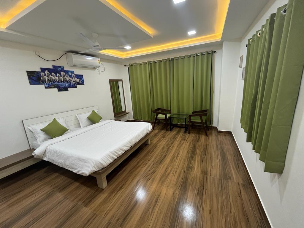 DHANLAKSHMI ORCHARD RESORT