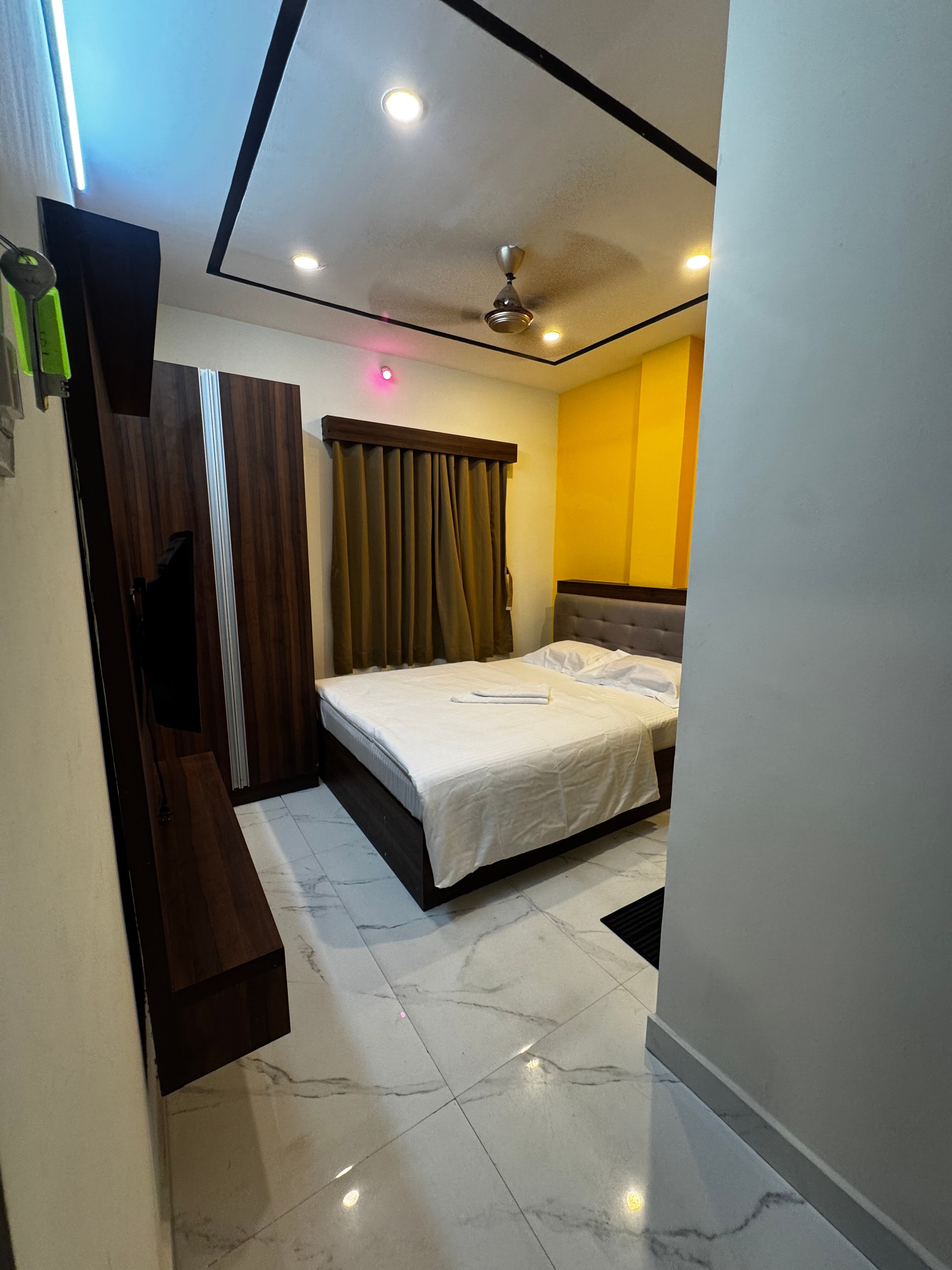 hotel breeze
