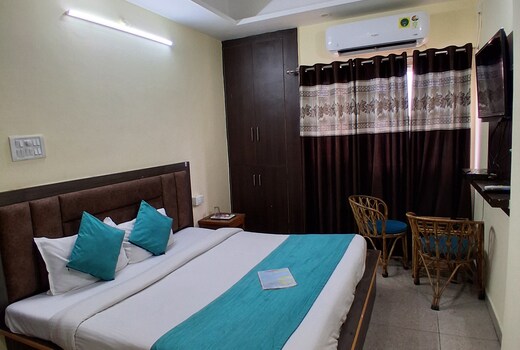 Hotel Narayan Inn (units of Jethuri Hotels)