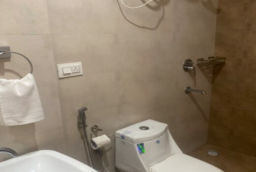 Cozy 2 BHK Apartment