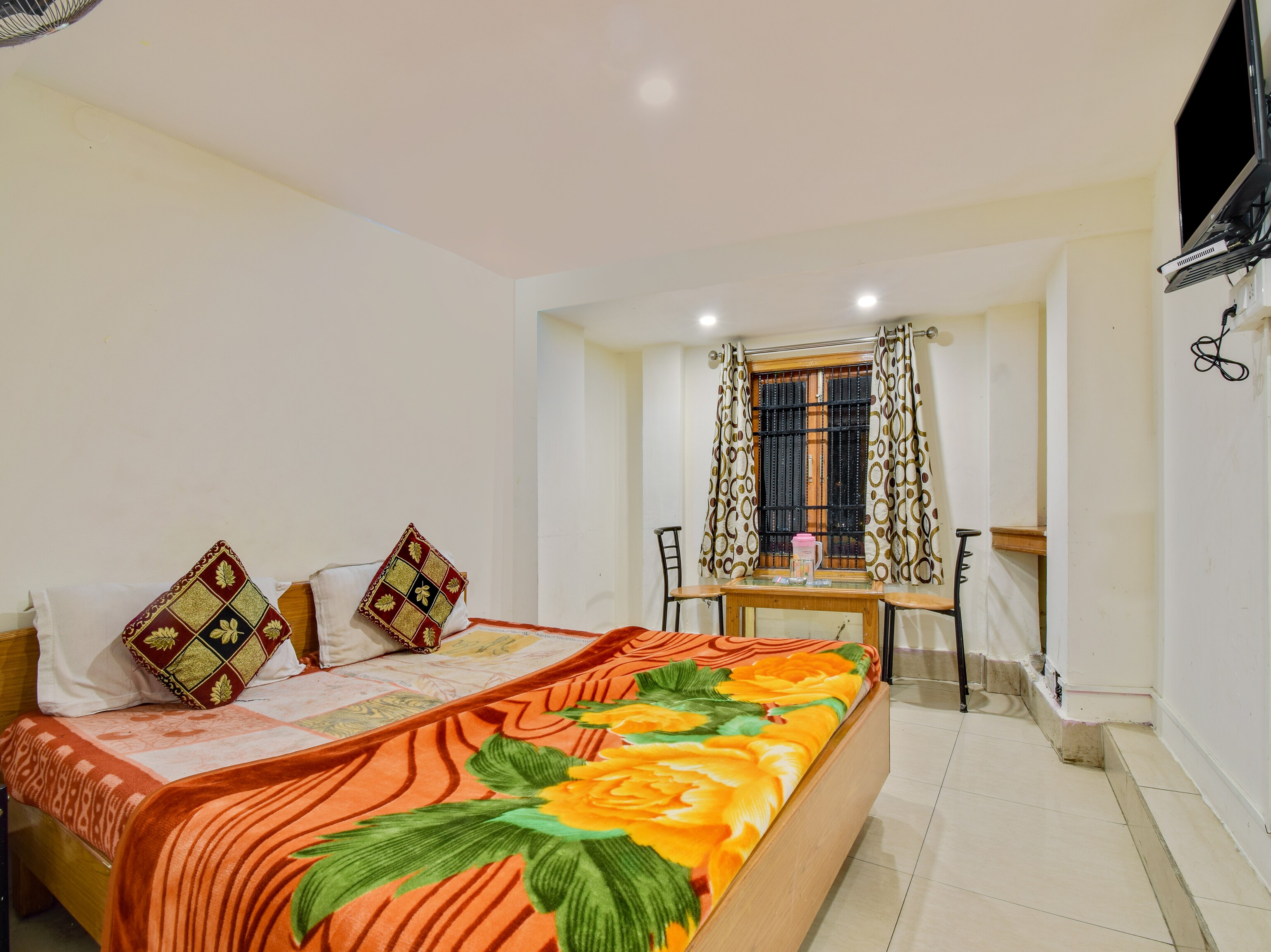 Pooja Guest House