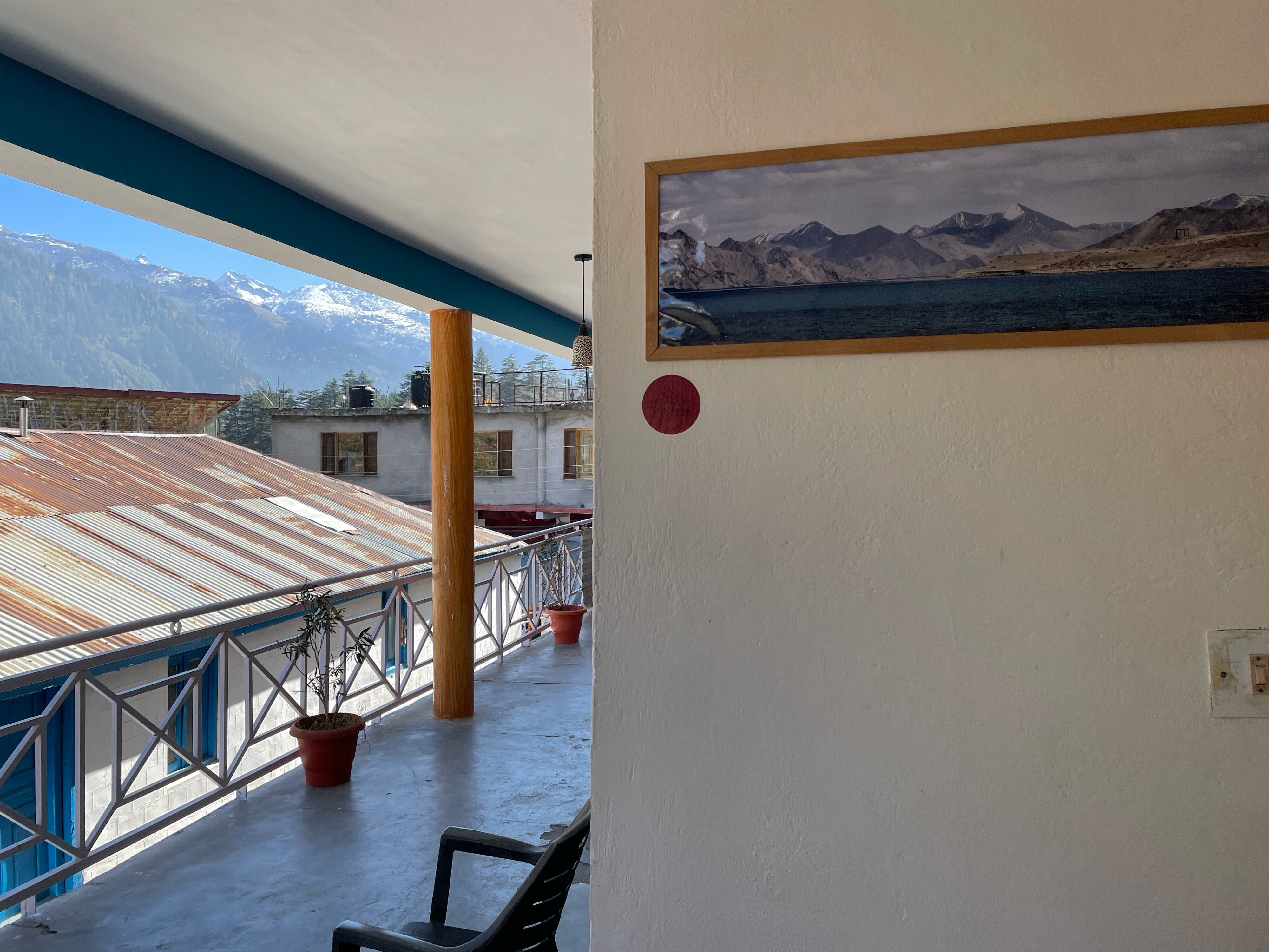 Cafe Nirvana BNB