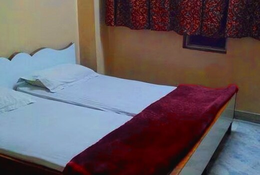 Hotel O Bombay Hotel