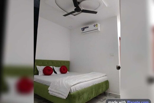 Spot On Hotel Blue Star