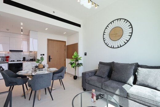 ELIVAAS Curated Modern 1BHK with Private Balcony