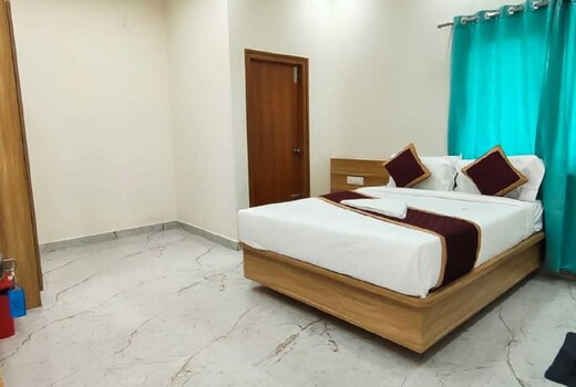 VK Boarding and Lodging