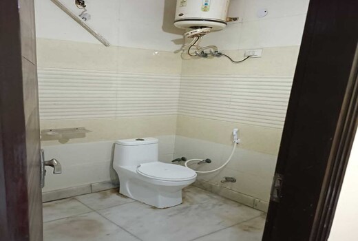 OYO 826955 HOTEL OSHAN RESIDENCY