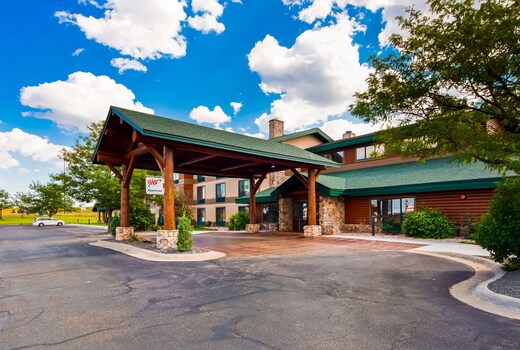 Best Western Plus Sidney Lodge