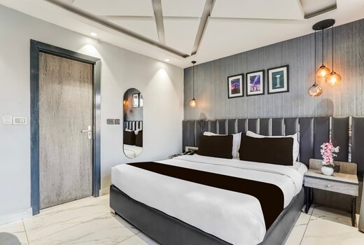 HOTEL O AZORA