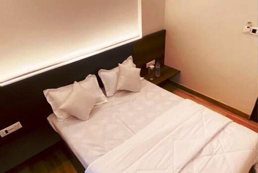 Karlas Homestay with Private Pool