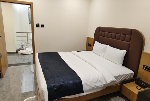 The Malay Comfort - Hotel Dwarka Residency, Dwarka