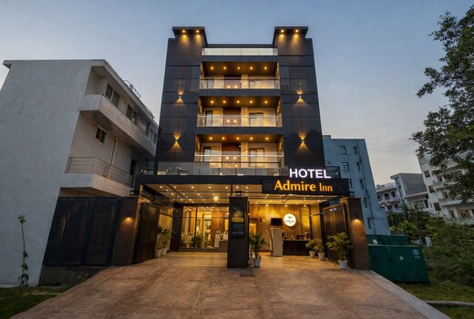 Hotel Admire Inn Sec - 104 By ASPL