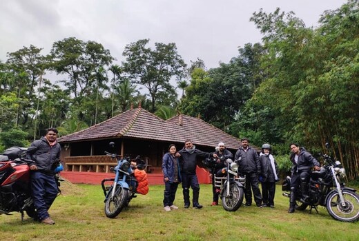 Illam Wooden Heritage Bungalow