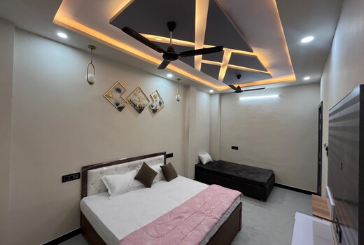 Yuvika Rooms