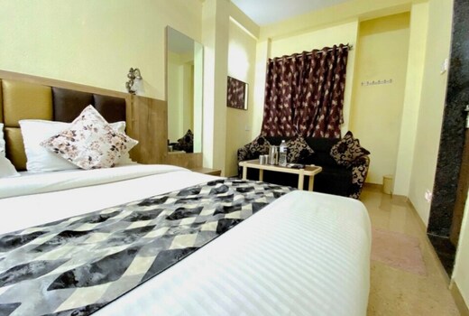 Hotel O Impact Stays Palace