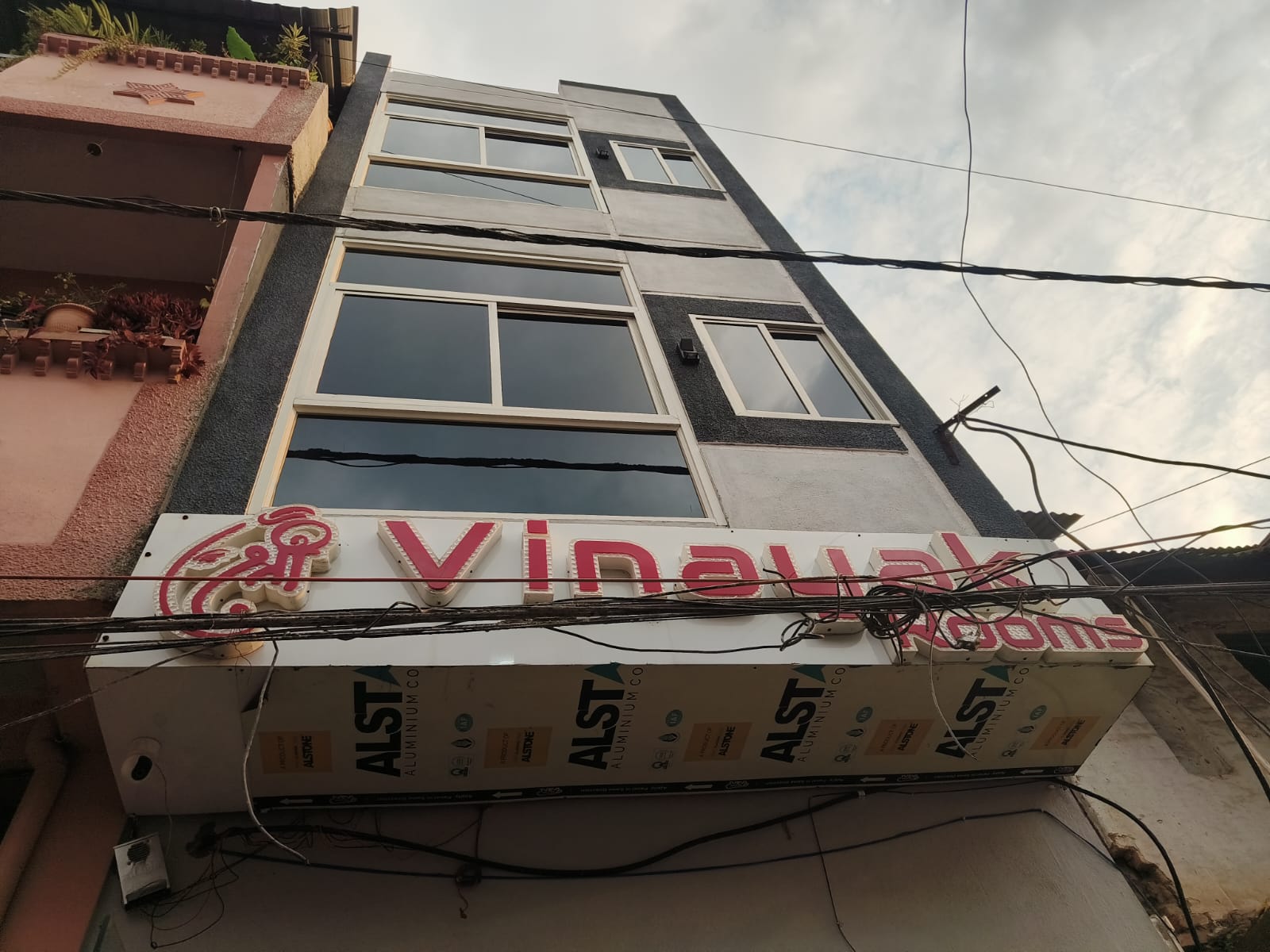 Shree Vinayak Rooms