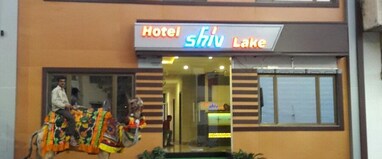 Hotel Shiv Lake