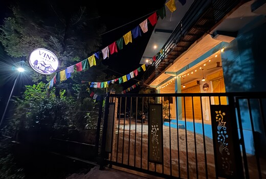 Vins villa & caffe