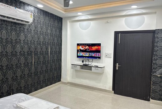 NAWABZ HOTEL