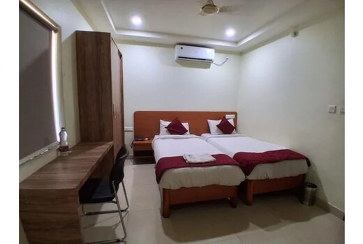 FabHotel Ram Nivas