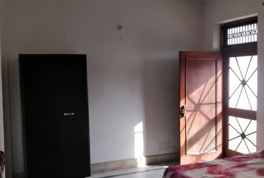 Uppal House