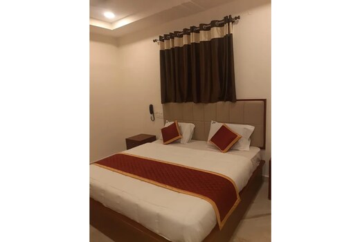 FabHotel SSR