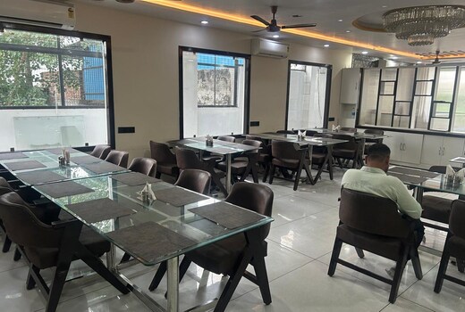 Hotel Vansh and Restaurant