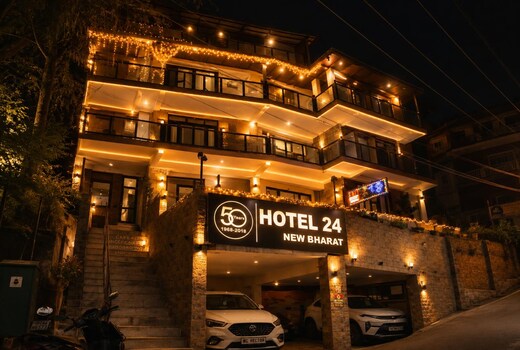 Hotel 24(new bharat) walkable distance from Mall Road
