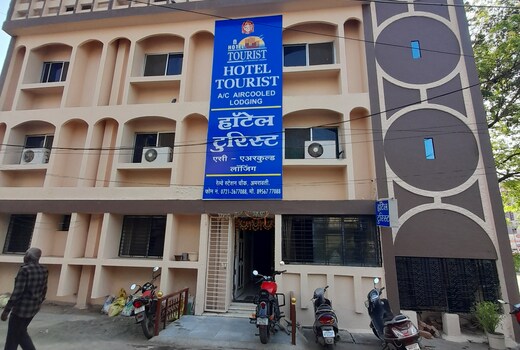 Hotel Tourist