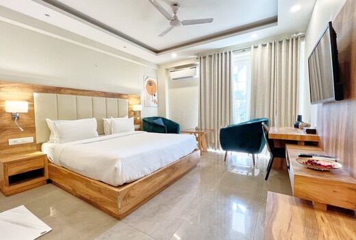 Hotel Golf View Suites Golf Course Road