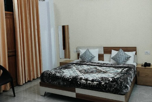 BLISS HOME STAY