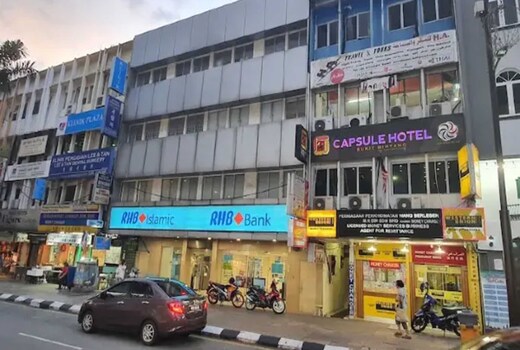 OYO 91036 J CAPSULE HOTEL @ JALAN BUKIT BINTANG