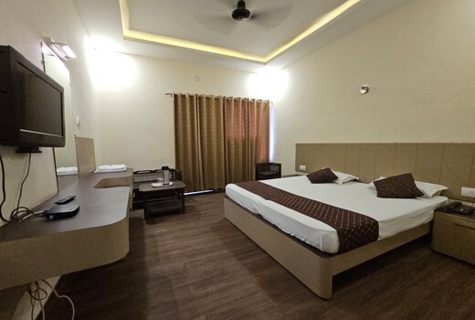 Hotel Padmini International