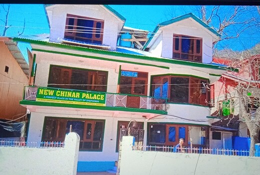 New Chinar palace