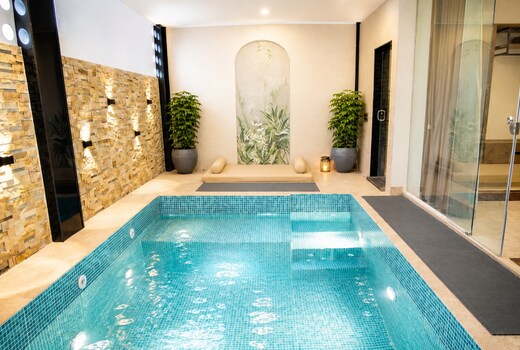 Aadvik Luxury Farm Resort