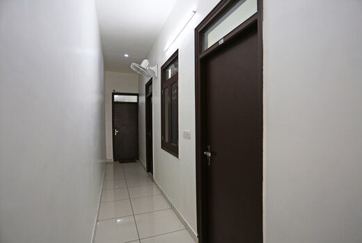 C D Guest House