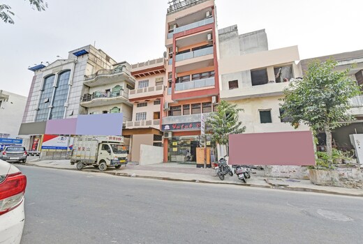 Collection O Villa Homes